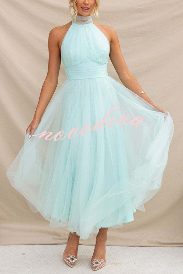 Vestido largo halter Fairy Vibes de tul con detalle fruncido
