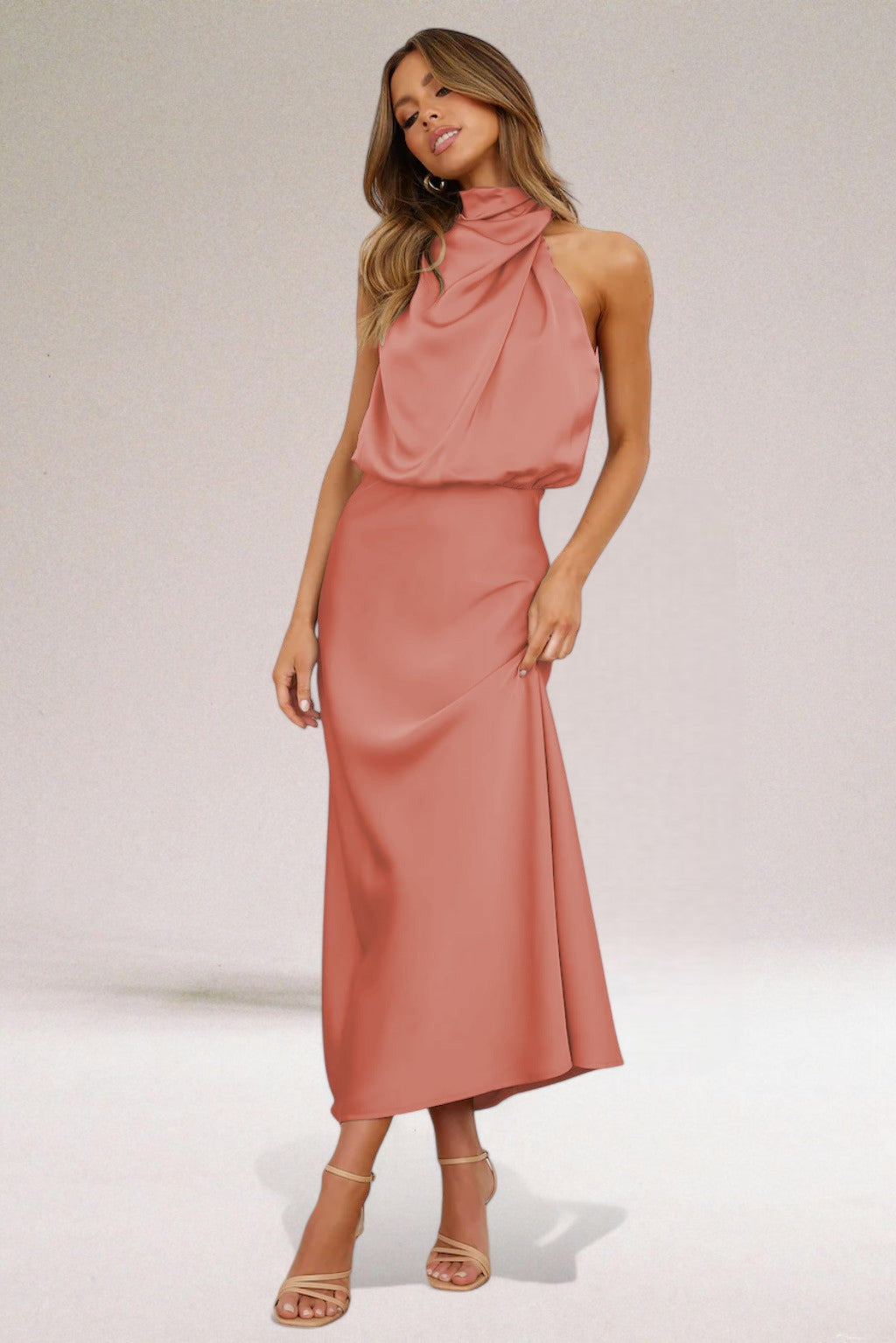 ELARA™: vestido de noche elegante en satén
