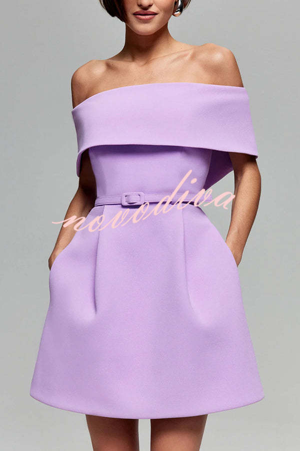 Minivestido Elegant Evening bandeau con solapa, cinturón extraíble y bolsillos