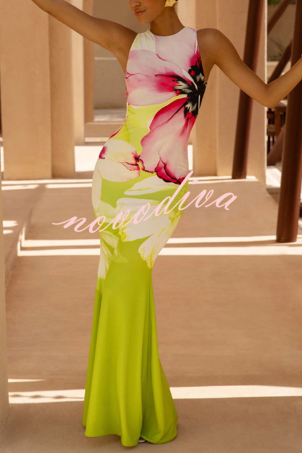 Vestido largo sirena elegante ajustado con estampado floral y sin mangas