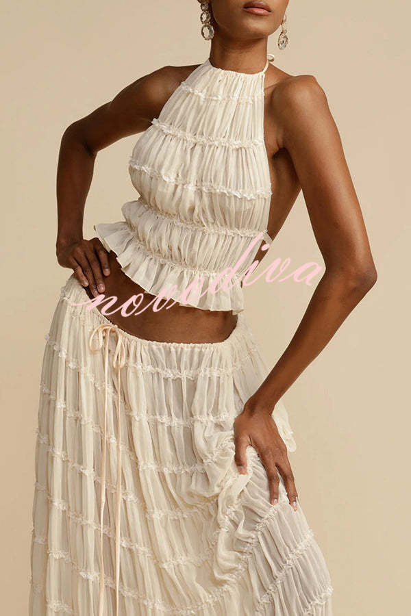 Top halter Pasión y Romance plisado con tirantes elásticos ajustables en la espalda