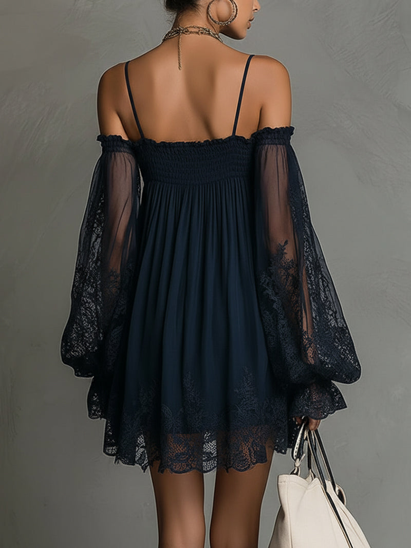 Noemi™ | Vestido mini de gasa y encaje azul marino