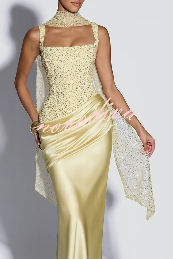 Vestido largo Alexandria de lentejuelas con escote cuadrado, lazada en la espalda y capa drapeada de satén con cuello caído