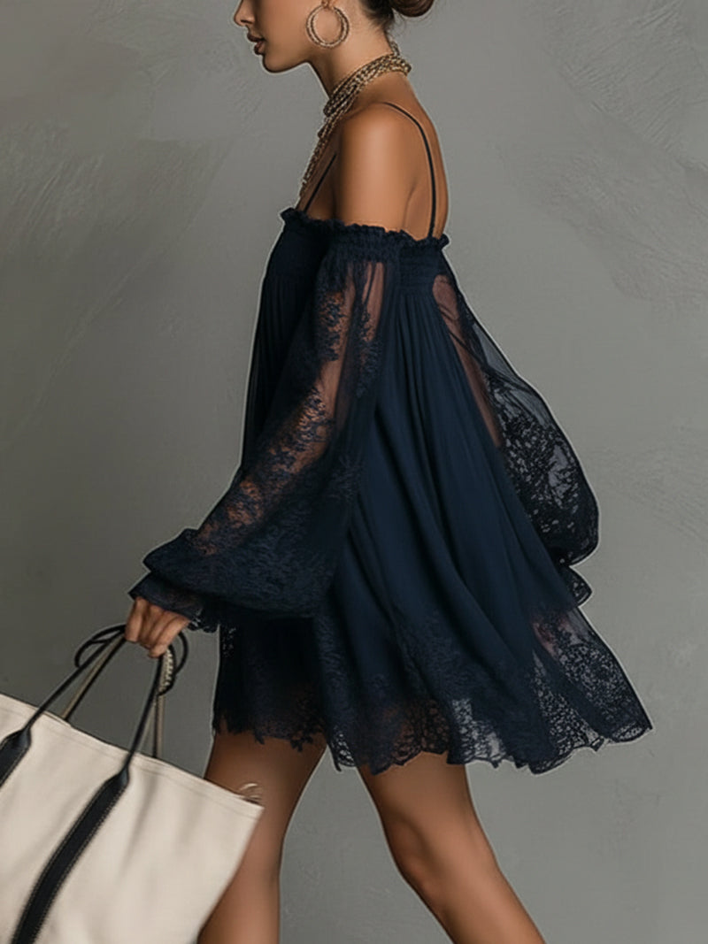 Noemi™ | Vestido mini de gasa y encaje azul marino