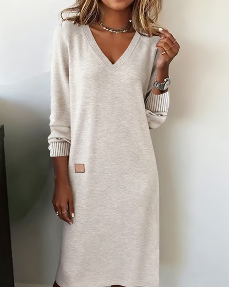 Lunara | Vestido de Punto Minimalista y Acogedor