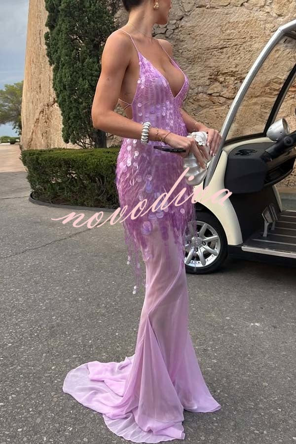 Vestido largo lencero Noche Perfecta de lentejuelas bordadas con espalda descubierta y bajo drapeado de tul