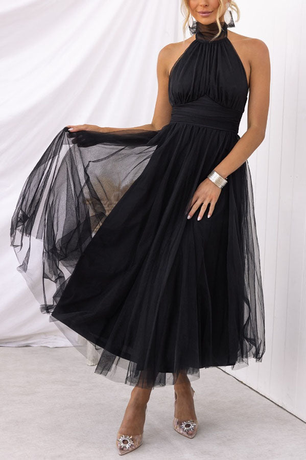 Vestido largo halter Fairy Vibes de tul con detalle fruncido