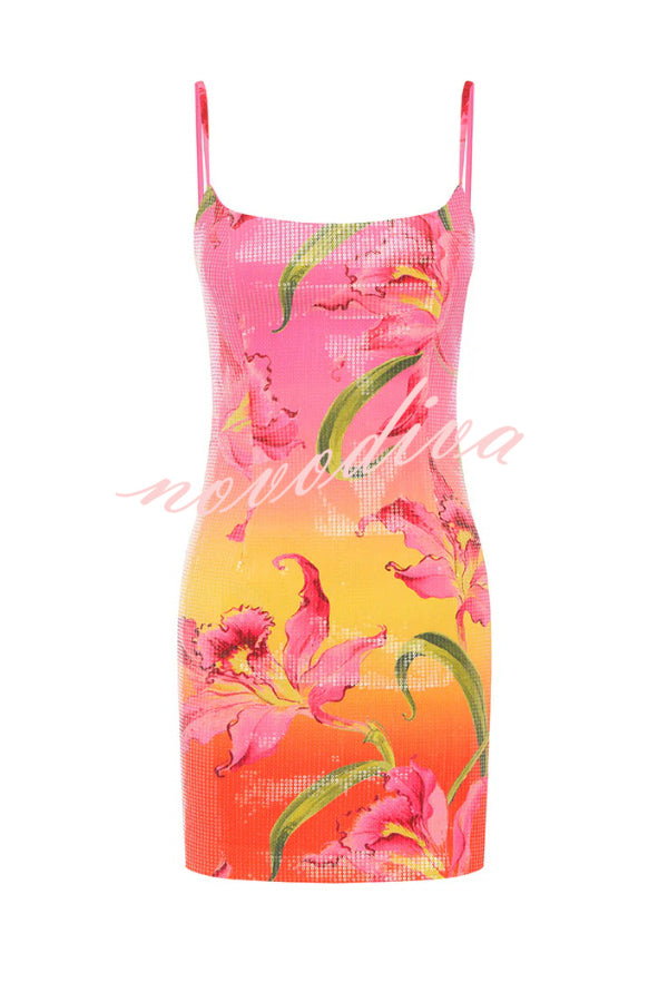 Minivestido ajustado de tirantes con lentejuelas estampadas