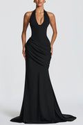 Vestido largo Nehemia con cuello halter, escote de pico, lazada en la espalda y paneles drapeados plisados asimétricos