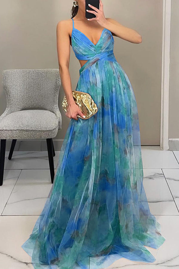 Vestido largo Giselle de tul con estampado floral, cintura con abertura y lazada en la espalda