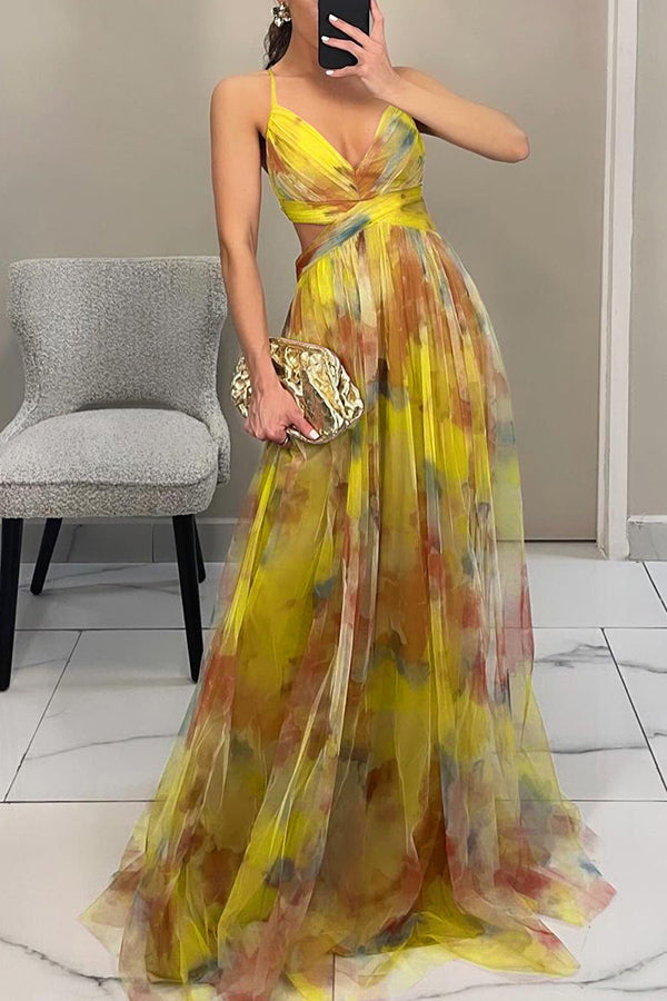 Vestido largo Giselle de tul con estampado floral, cintura con abertura y lazada en la espalda