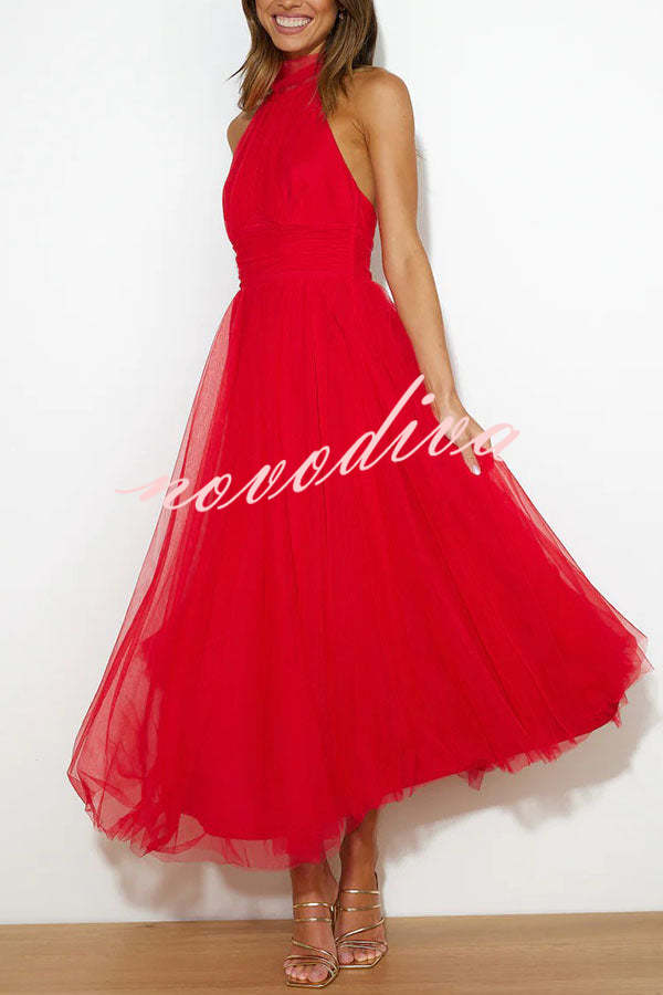 Vestido largo halter Fairy Vibes de tul con detalle fruncido