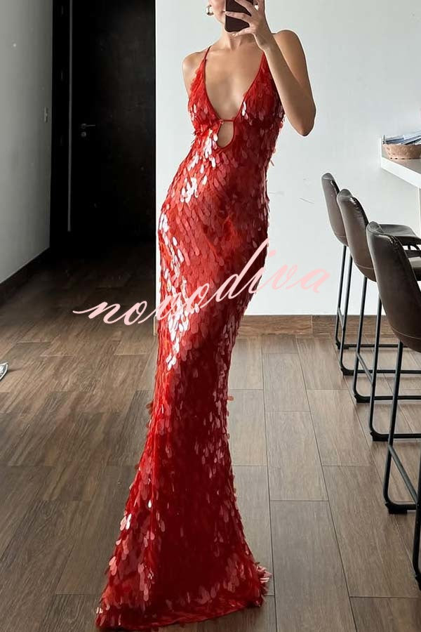 Vestido largo lencero Belleza Renovada de lentejuelas de escamas con escote en U y aberturas