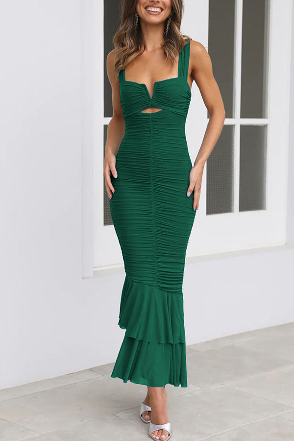 Vestido sirena de color liso con cintura alta y plisado