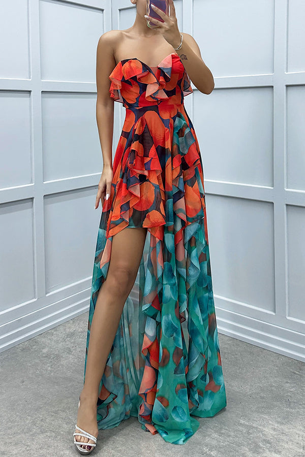 Vestido largo Momento de Amor palabra de honor con estampado degradado único, volantes superpuestos y abertura