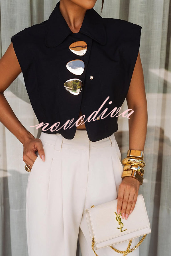 Crop top de tirantes Creative Style con solapa y hebilla metálica