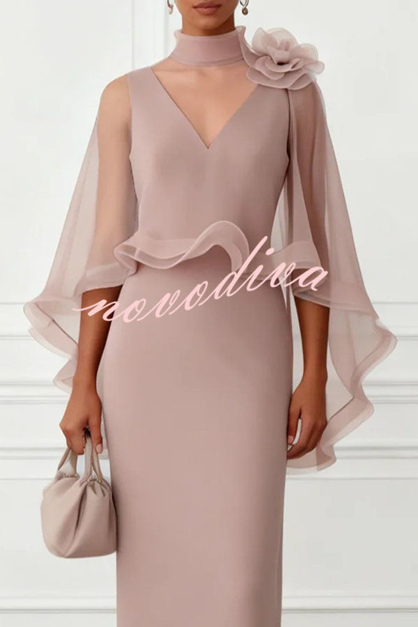Vestido largo de gala Tallisa de malla con flores 3D, cuello perkins y media manga capa