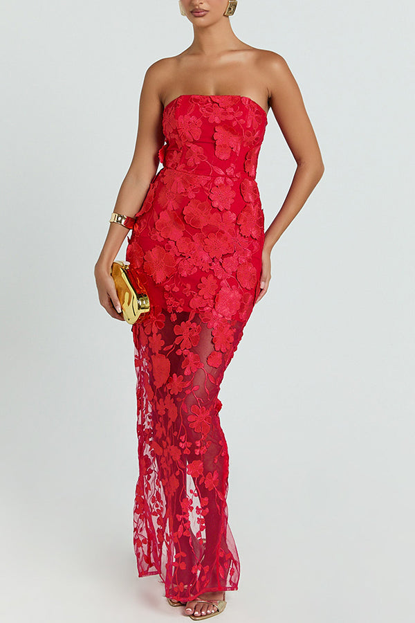 Vestido largo Sienna de tejido con bordado floral, hombros descubiertos, silueta sirena y abertura