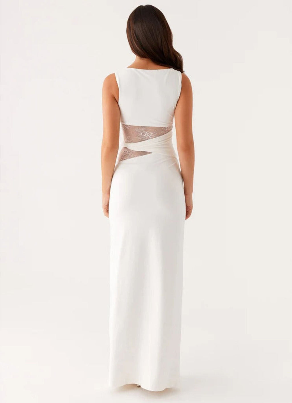 Liora | Vestido largo favorecedor con sutiles aberturas y cordones