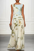 Vestido largo clásico con estampado floral, escote barco, cintura fruncida, sin mangas y corte en A