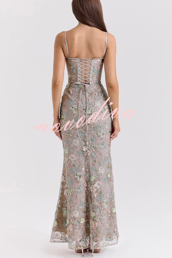 Vestido largo elegante y ajustado con cuello halter, sin mangas, espalda descubierta y lazada
