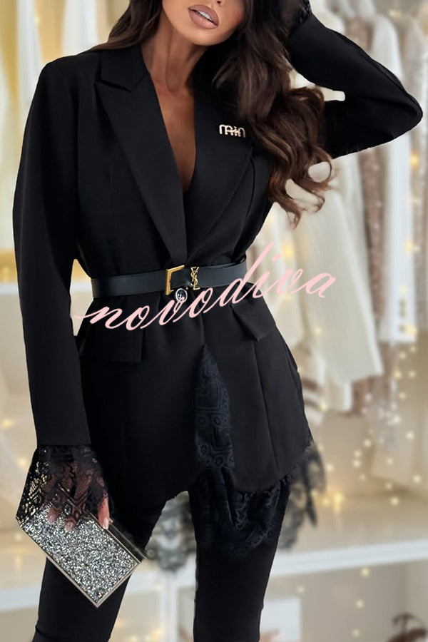 Blazer Spiced Muse de manga larga con solapas, botones y ribete de encaje