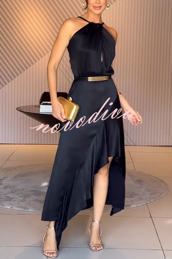 Vestido largo Terez de satén con cinturón metalizado, cuello halter, bajo asimétrico y abertura