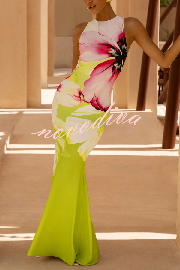 Vestido largo sirena elegante ajustado con estampado floral y sin mangas