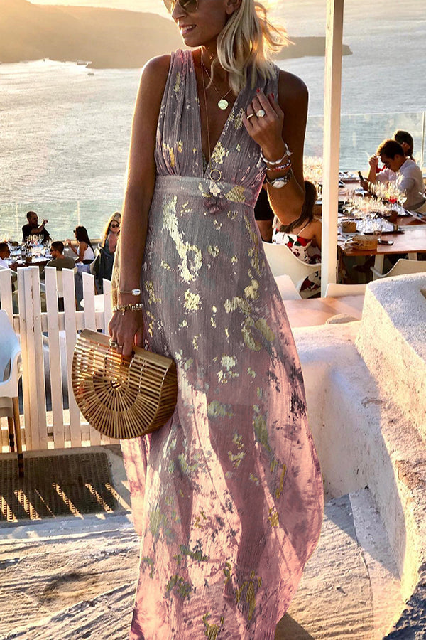 Vestido largo Historias de Atardecer Dorado con escote de pico