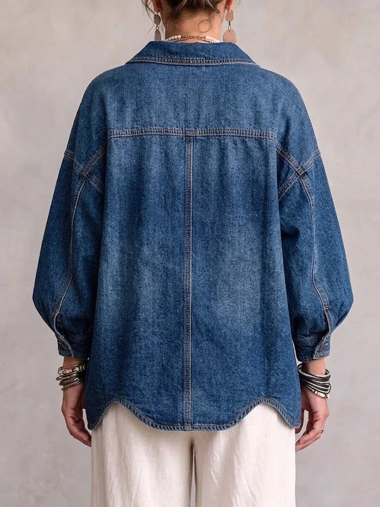 LOLA Chaqueta vaquera oversize con botones dorados