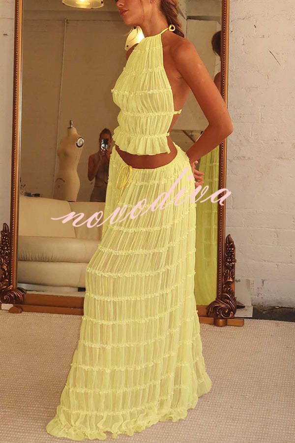 Top halter Pasión y Romance plisado con tirantes elásticos ajustables en la espalda
