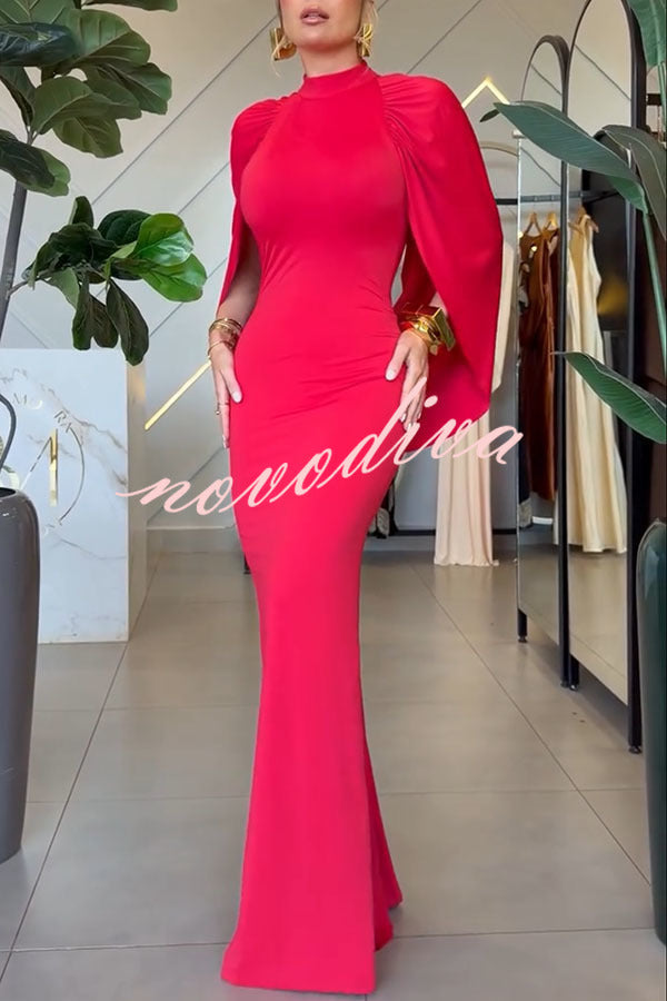 Vestido largo de noche sirena con cuello alto, manga capa, drapeado y espalda abierta
