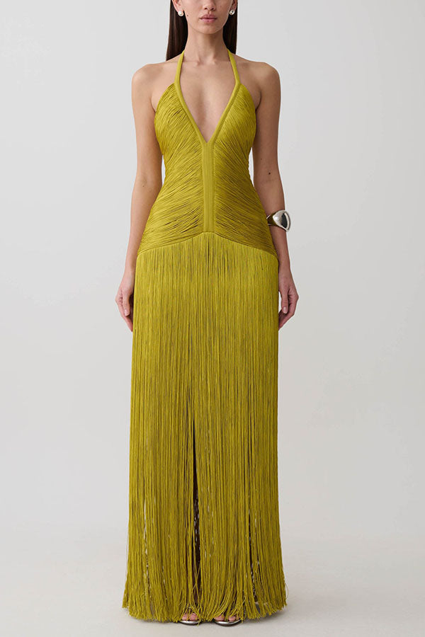 Vestido largo Estética Rítmica drapeado con flecos, cuello halter, escote de pico y sin mangas