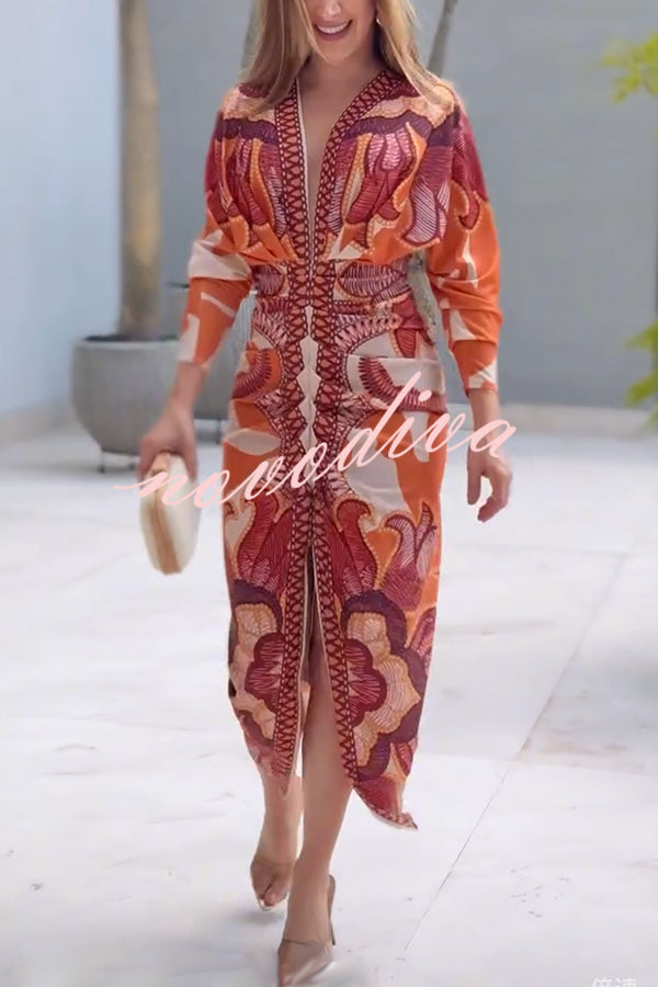 Vestido midi de estilo brasileño con estampado exclusivo, manga larga dolman, fruncido y abertura