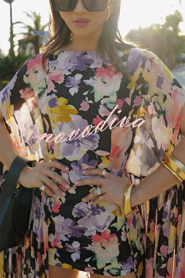Vestido largo con capa Garden Party con estampado floral en contraste y bajo asimétrico