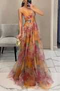 Vestido largo Giselle de tul con estampado floral, cintura con abertura y lazada en la espalda