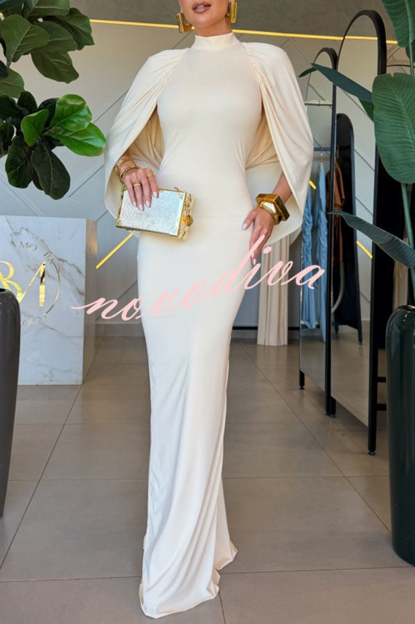 Vestido largo de noche sirena con cuello alto, manga capa, drapeado y espalda abierta