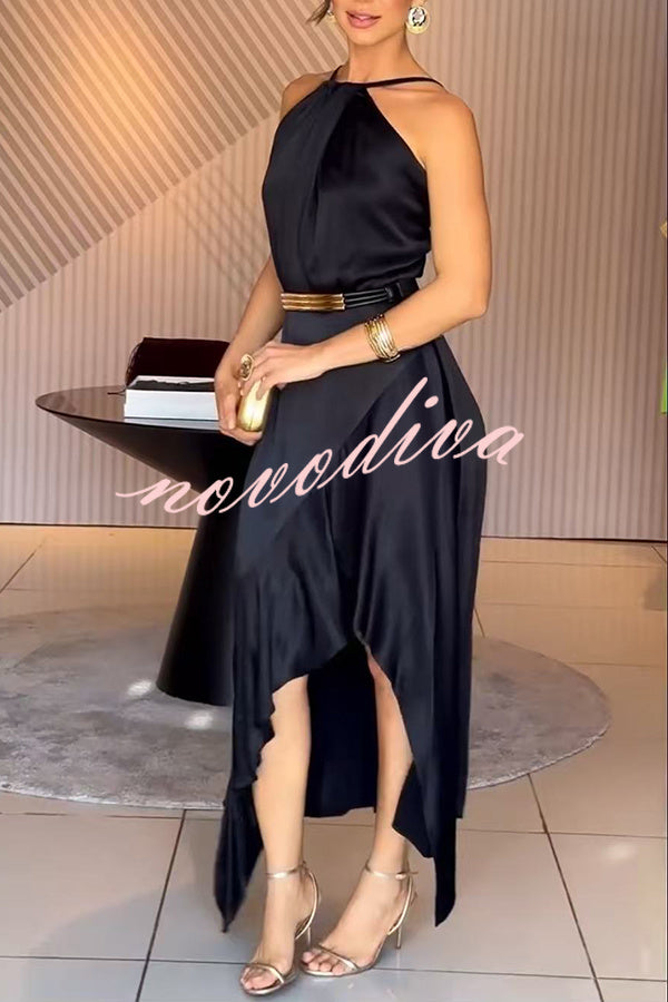 Vestido largo Terez de satén con cinturón metalizado, cuello halter, bajo asimétrico y abertura