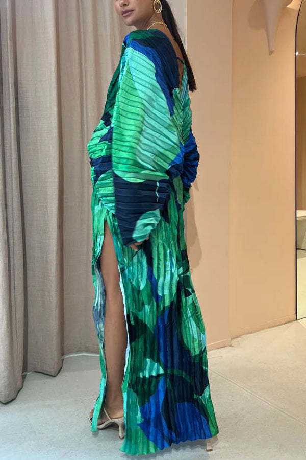 Vestido largo tipo capullo con estampado tropical, manga kimono y plisado