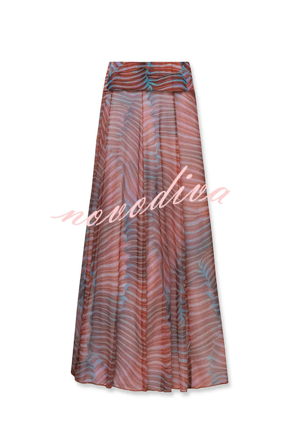 Conjunto Bella de body de malla elástica con estampado exclusivo y falda larga de talle alto con cintura elástica