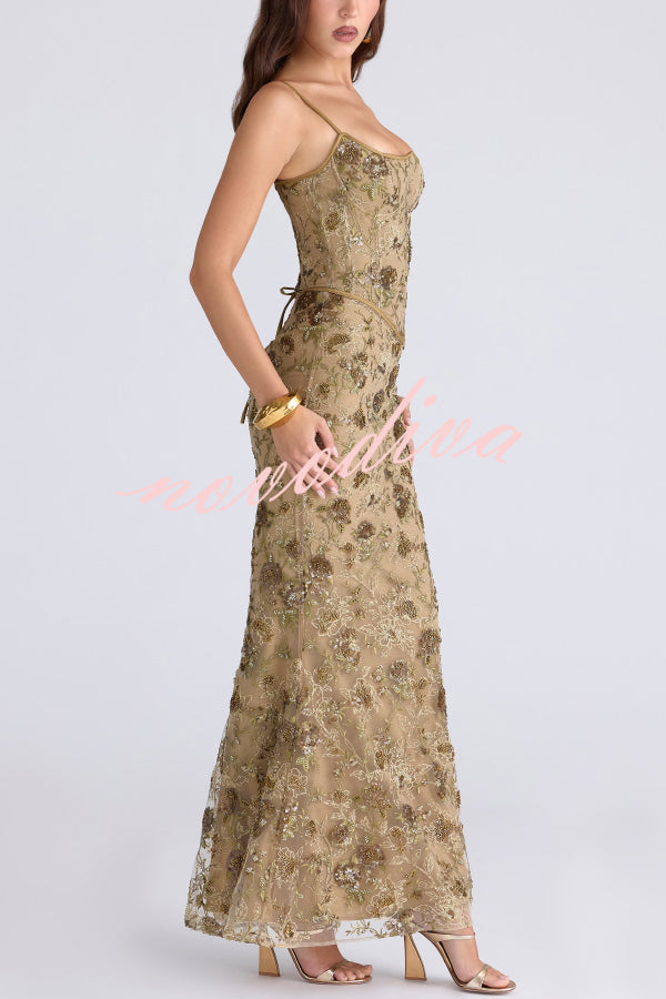 Vestido largo elegante y ajustado con cuello halter, sin mangas, espalda descubierta y lazada