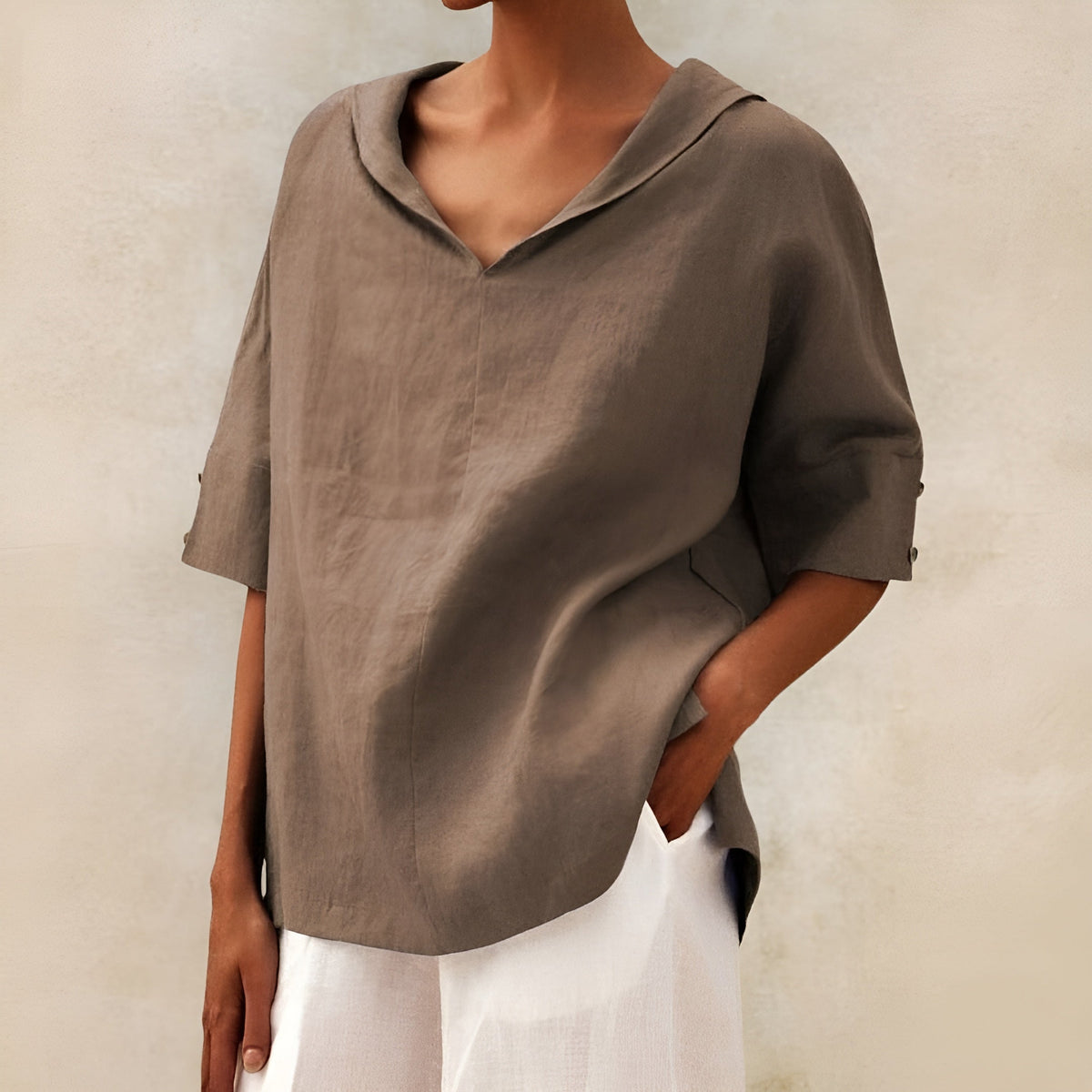 Emily - Blusa Diaria con Escote en V con Estilo