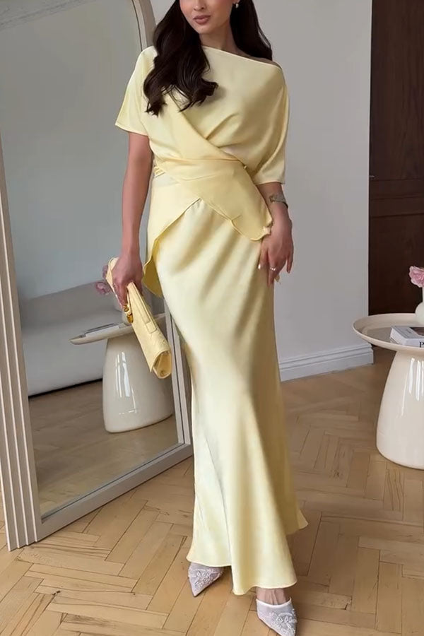 Conjunto Secreto de Elegancia de top de satén con abertura y lazada en la espalda y falda larga acampanada con cintura elástica