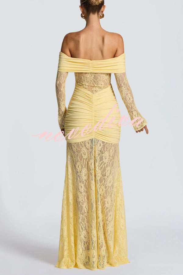 Vestido largo ajustado de color liso con hombros descubiertos, encaje, manga larga y plisado
