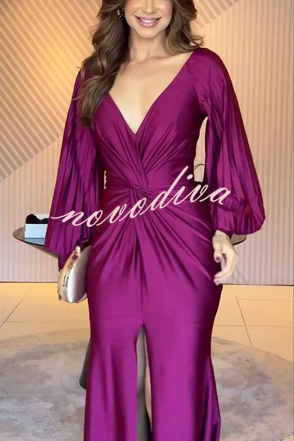 Vestido largo Brindemos de satén con manga larga globo, cintura cruzada y abertura