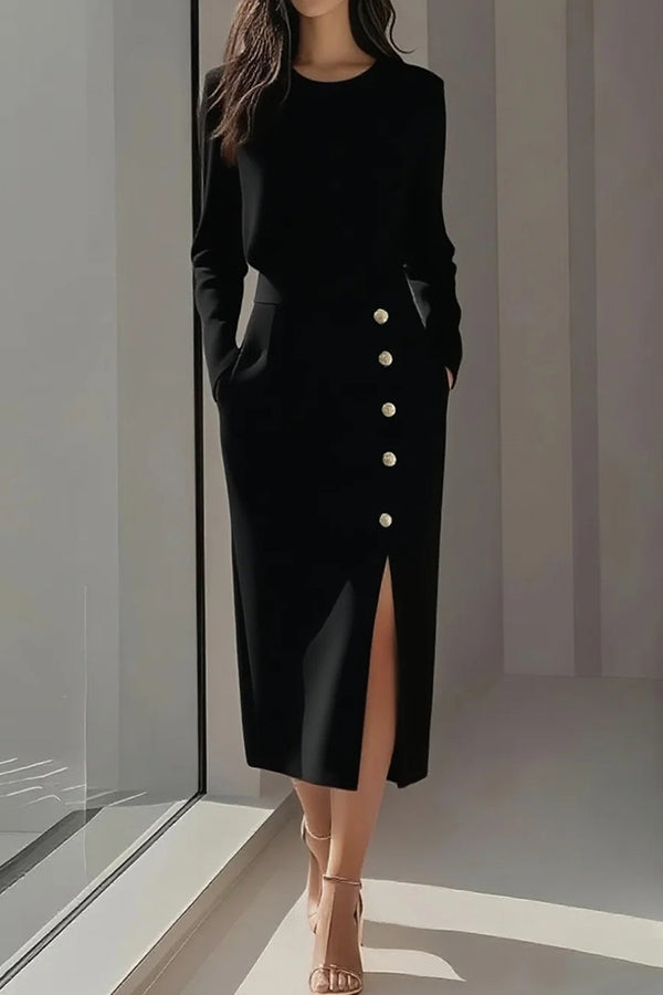 Vestido midi de color liso con manga larga, bolsillos, botones decorativos y abertura