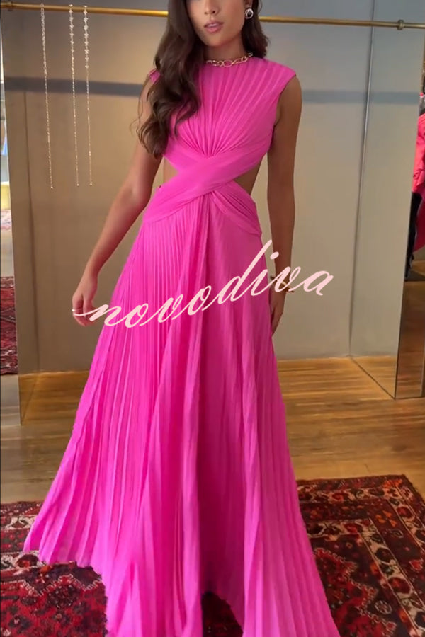 Vestido largo Tamia de gasa plisada con cruce, abertura en la cintura y espalda abierta