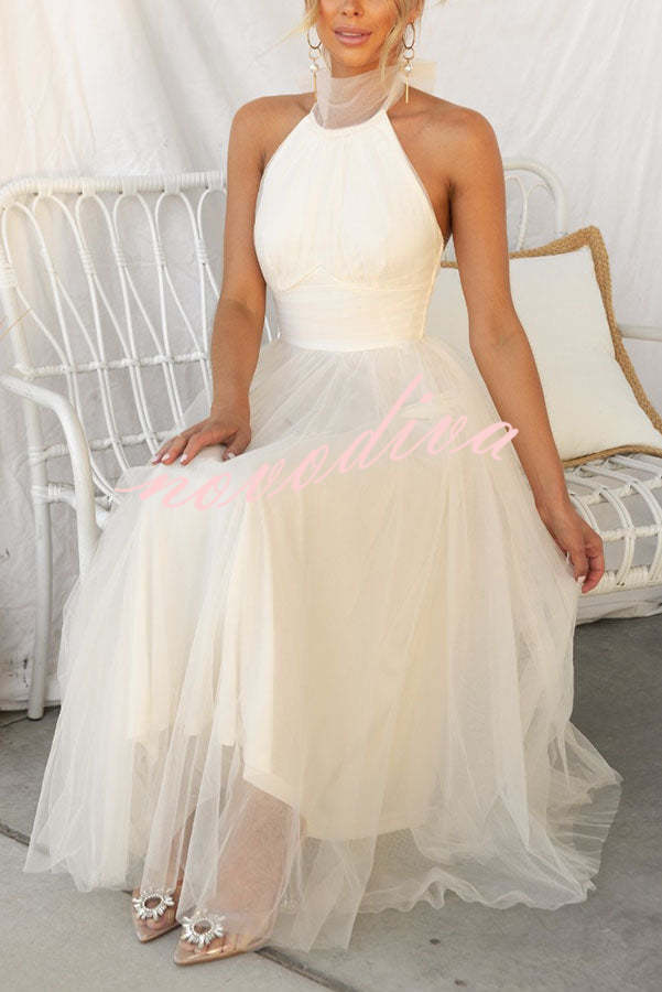 Vestido largo halter Fairy Vibes de tul con detalle fruncido