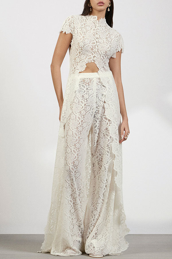 Conjunto Elegance Avant-garde de top asimétrico de encaje floral con manga corta y pantalón ancho de talle alto