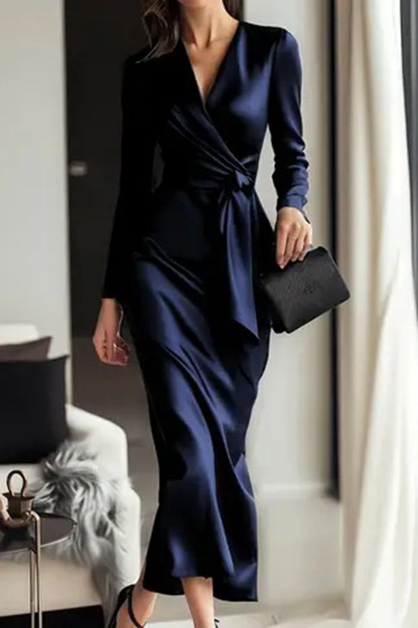 Vestido midi ajustado de satén en color liso con escote en V, manga larga y lazada en la cintura